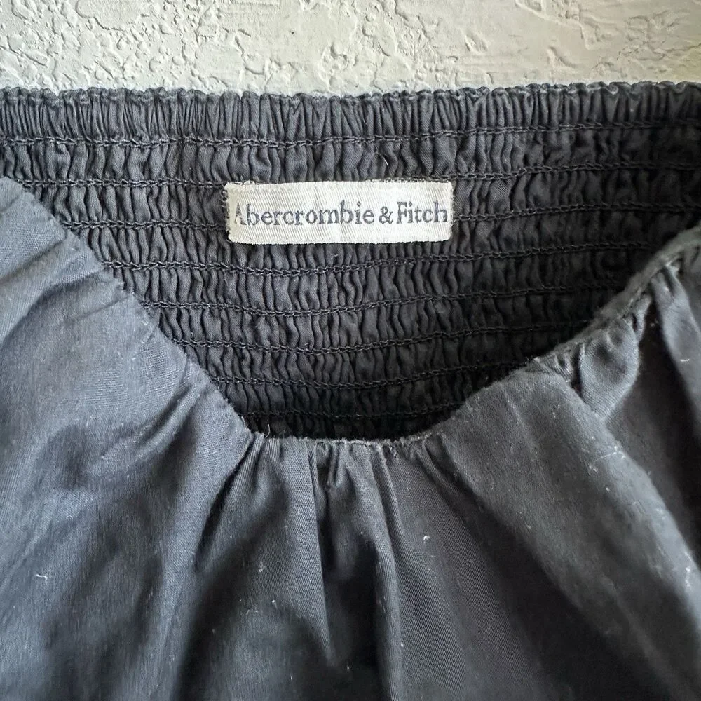 Abercrombie & Fitch Black Puff Sleeve Babydoll Top L Cropped Smocked Coquette